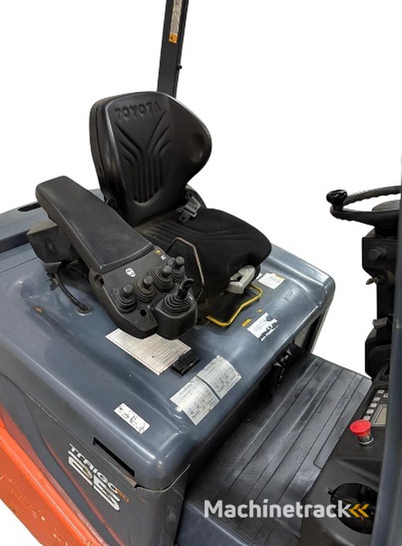 Toyota 8FBMKT25 heftruck