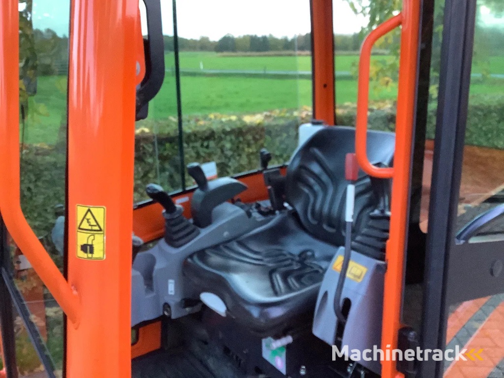 Kubota kx016-4 1784 draaiuur