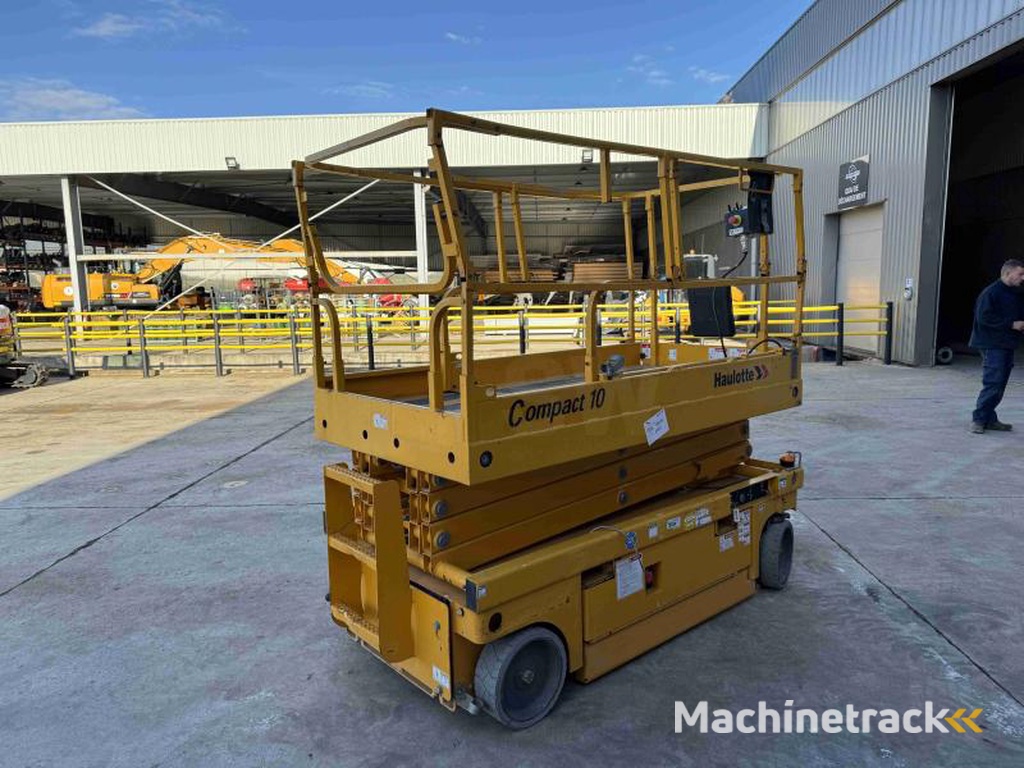 Haulotte Compact 10
