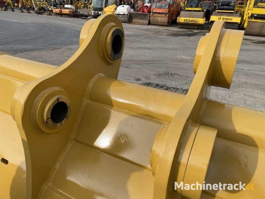 AUTRE 2200mm - Oreilles CATERPILLAR 336