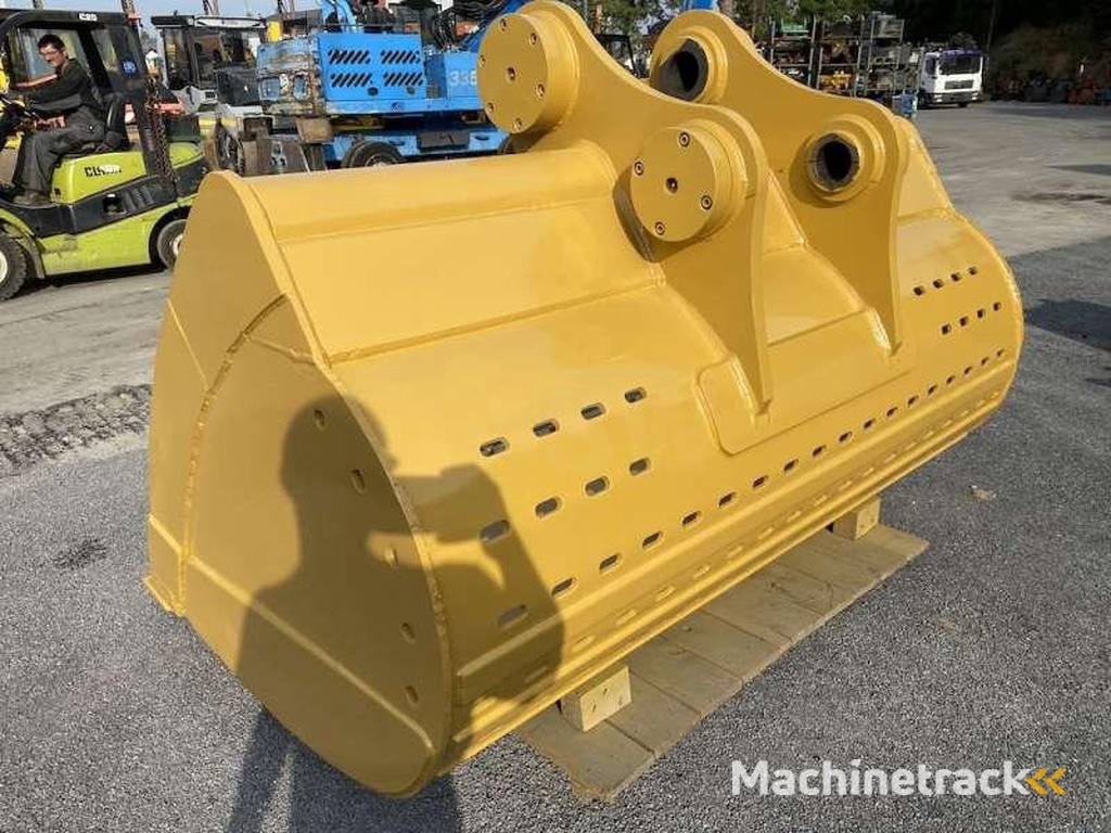 AUTRE 2200mm - Oreilles CATERPILLAR 336