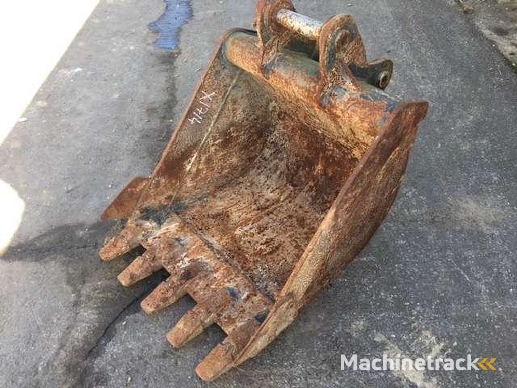 Hyundai Robex-55-7-700mm-Axes-45mm