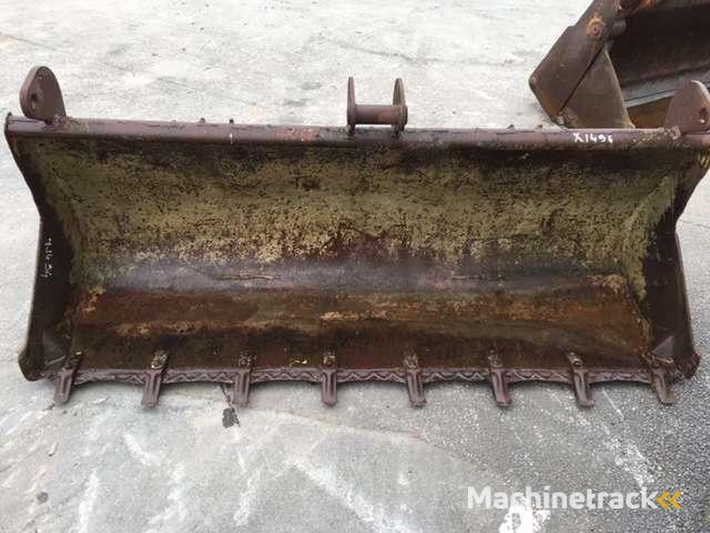 Case 2300mm-Tractopelle