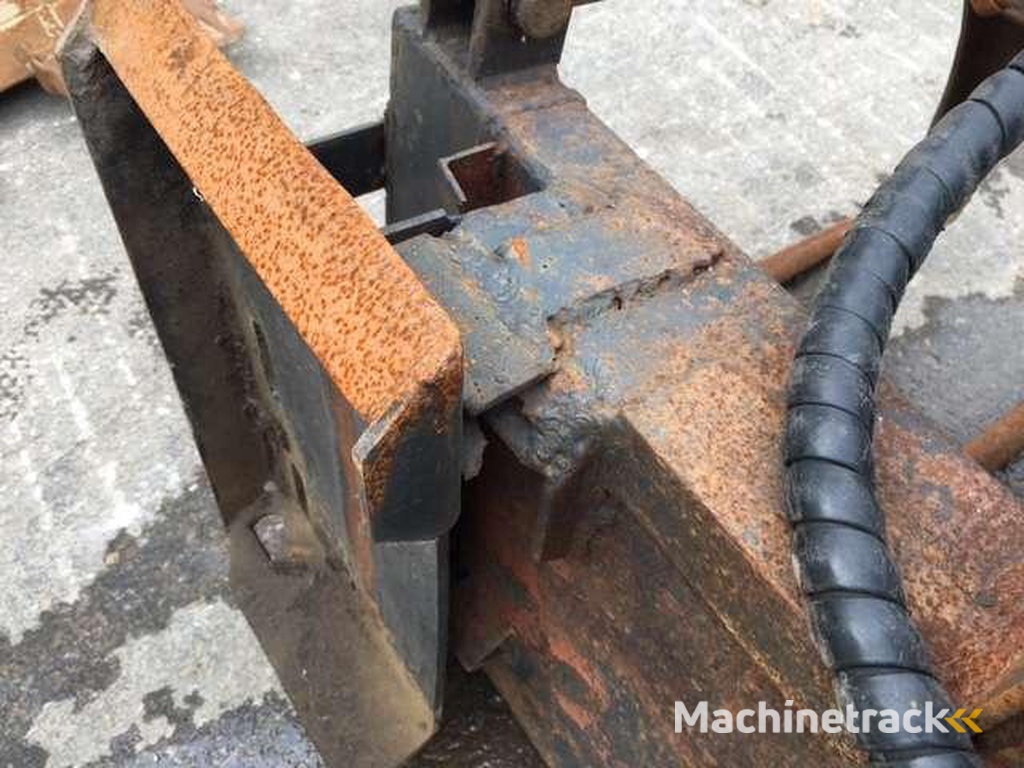 AUTRE à Griffe Largeur 900mm chargeur