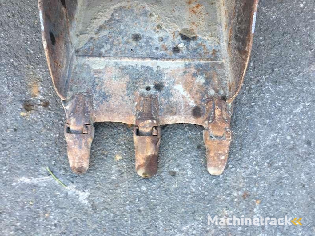 Volvo 360mm-pelles-2,5-Tonnes