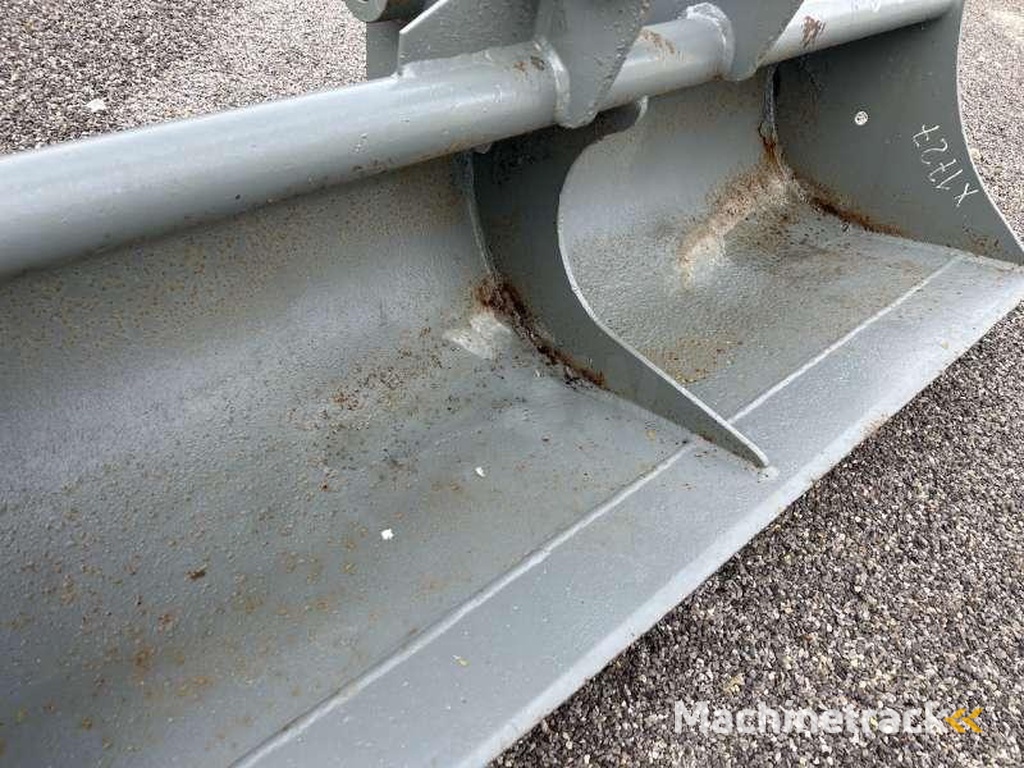 AUTRE 1500mm axes 60