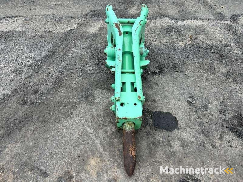 AUTRE tractopelles / peles 6 / 8 Tonnes - 355 Kgs