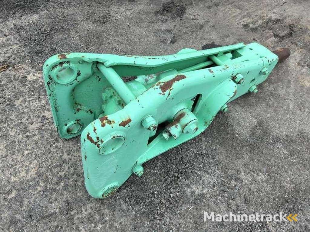 AUTRE tractopelles / peles 6 / 8 Tonnes - 355 Kgs