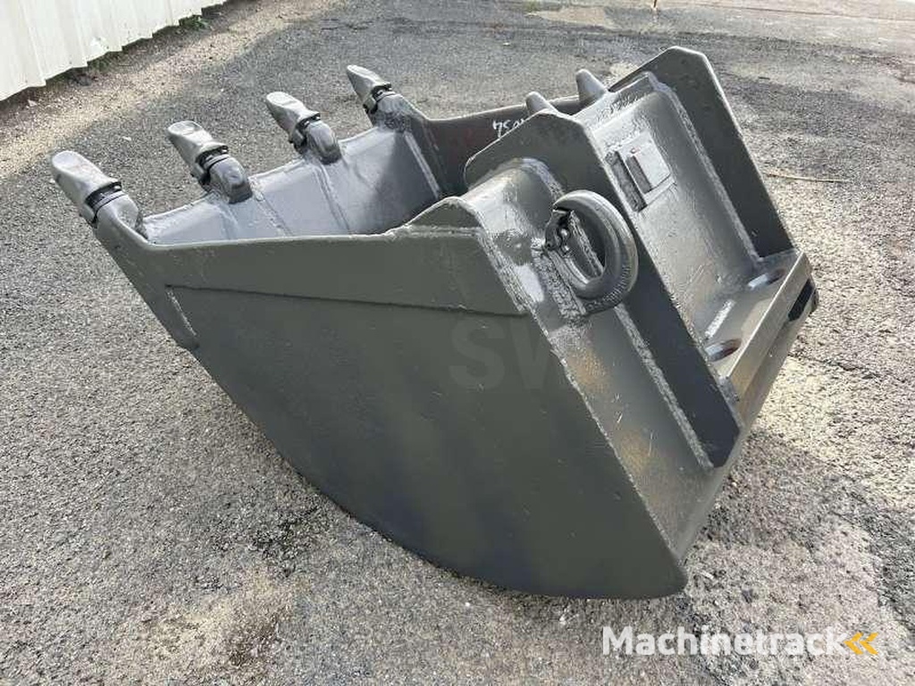 Mecalac 12-870mm-fond-à-revoir