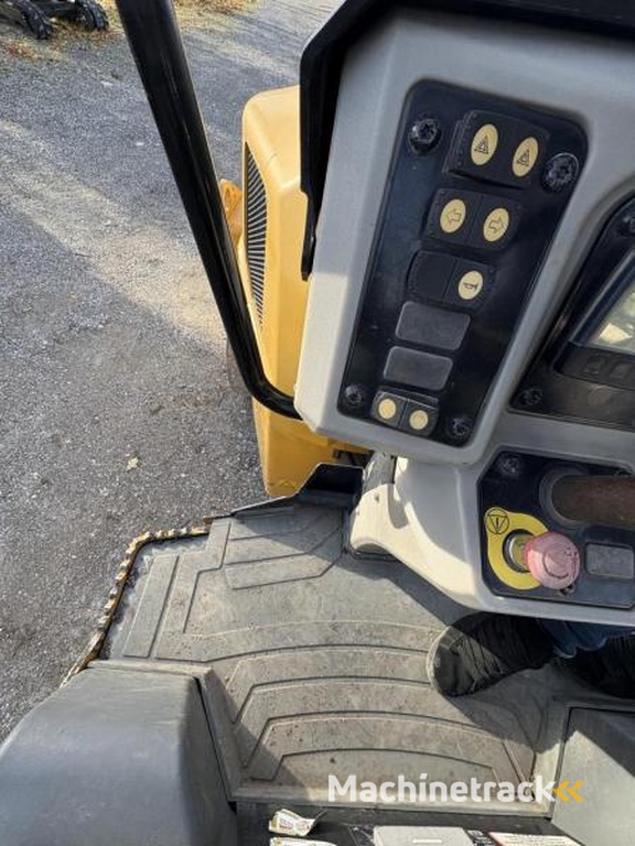 Caterpillar CC34Combi