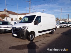 renault-master