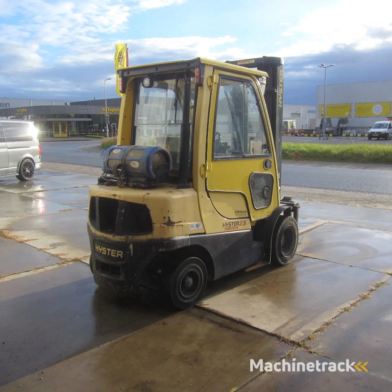 Hyster Heftruck H2.5FT, LPG-gas, triplomast, side shift.