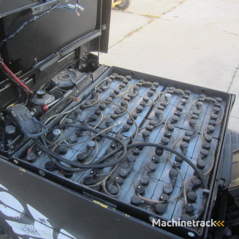 Hyster Heftruck J 2.50 XM, elek, triplomast, side shift.