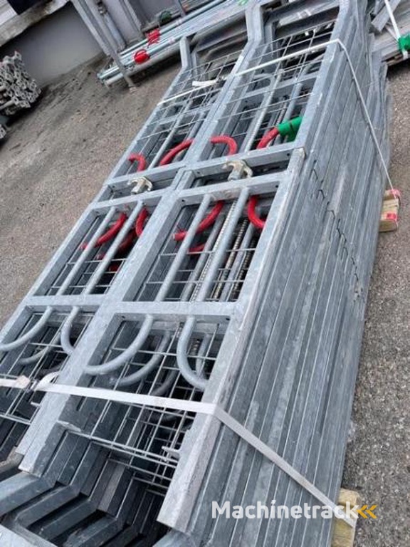 Intequedis GRILLE DE PROTECTION ASCENSEUR GEMAGRILLE 40, 60 cm