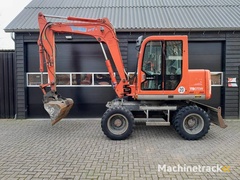 takeuchi-tb070-mobiele-kraan-graafmachine
