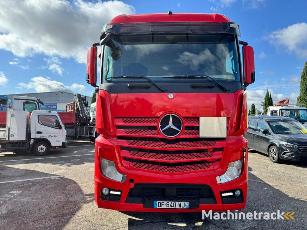 Mercedes Actros