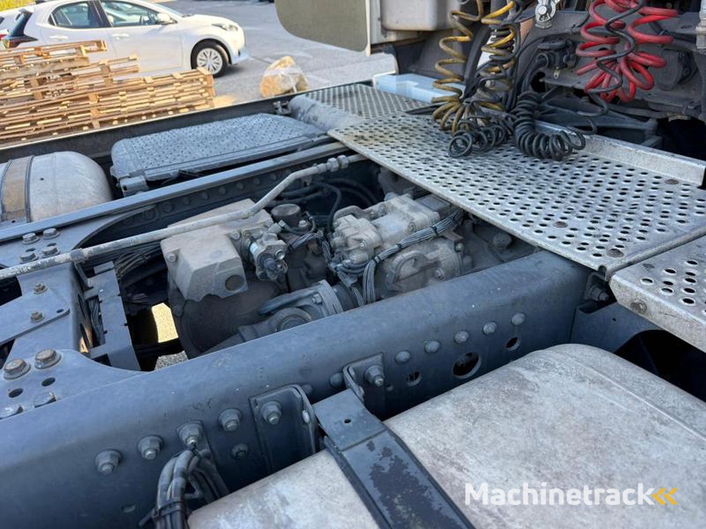 Mercedes AXOR 1843  MANUAL GEARBOX