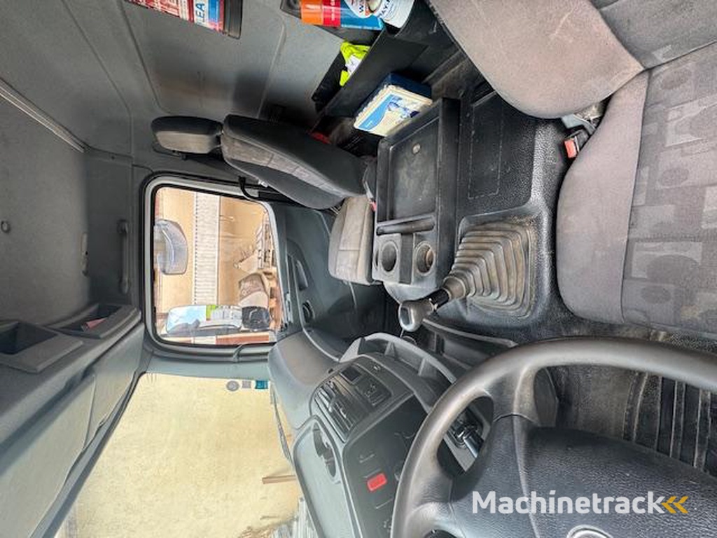 Mercedes AXOR 1828 BENNE GRUE FASSI