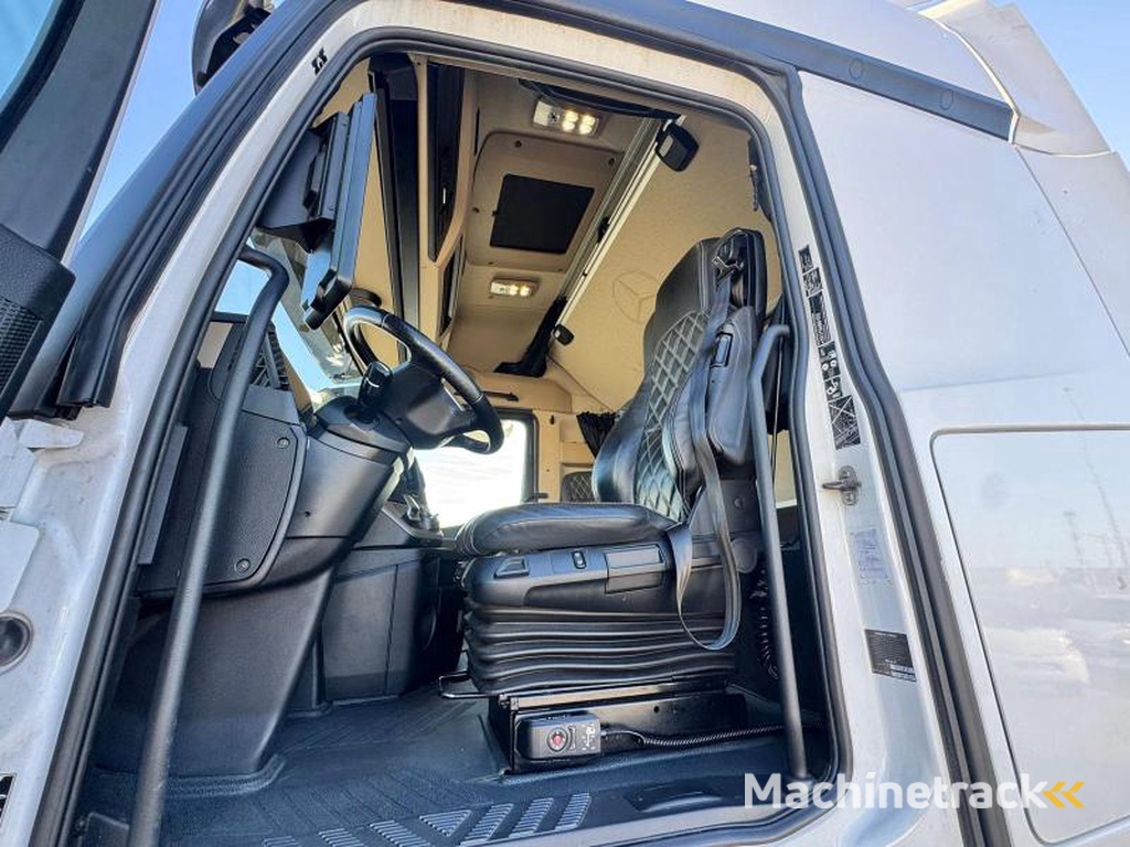 Mercedes ACTROS 1851