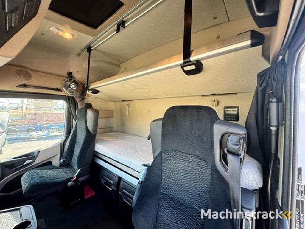 Mercedes ACTROS 1853