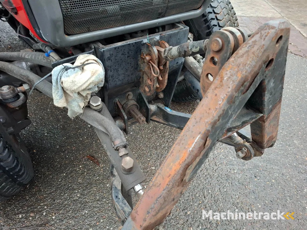 Massey Ferguson 1220