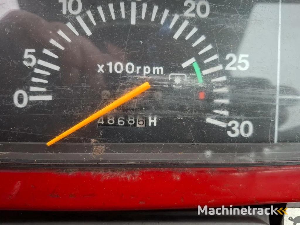 Massey Ferguson 1220