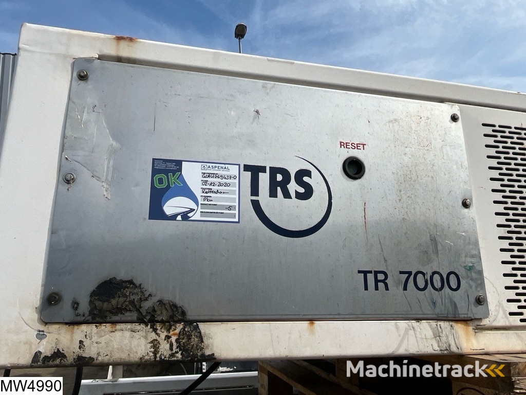 TRS TR 7000