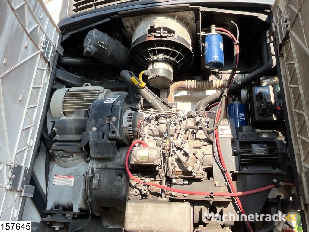 Lecitrailer Koel vries Carrier Vector 1350