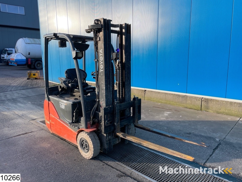 Toyota 8FBEKT18 1800KG, H 4.7M, 7764h, charger