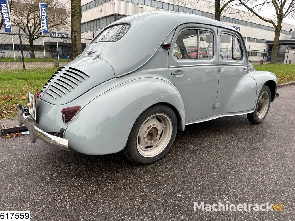 Renault ? 4CV