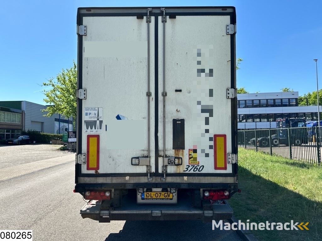 Schmitz Koel vries Carrier Vector 1550, Dhollandia