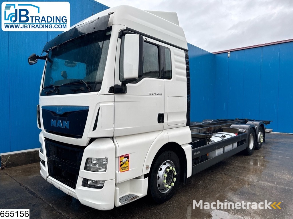 MAN TGX 26 440 6X2, EURO 6, Dhollandia, BDF
