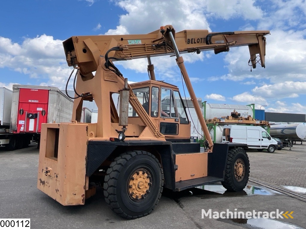 Belotti B81V/2 12 mtr