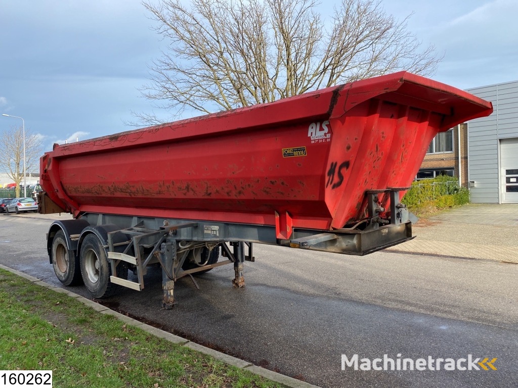 Louault kipper Steel chassis and steel loading platform