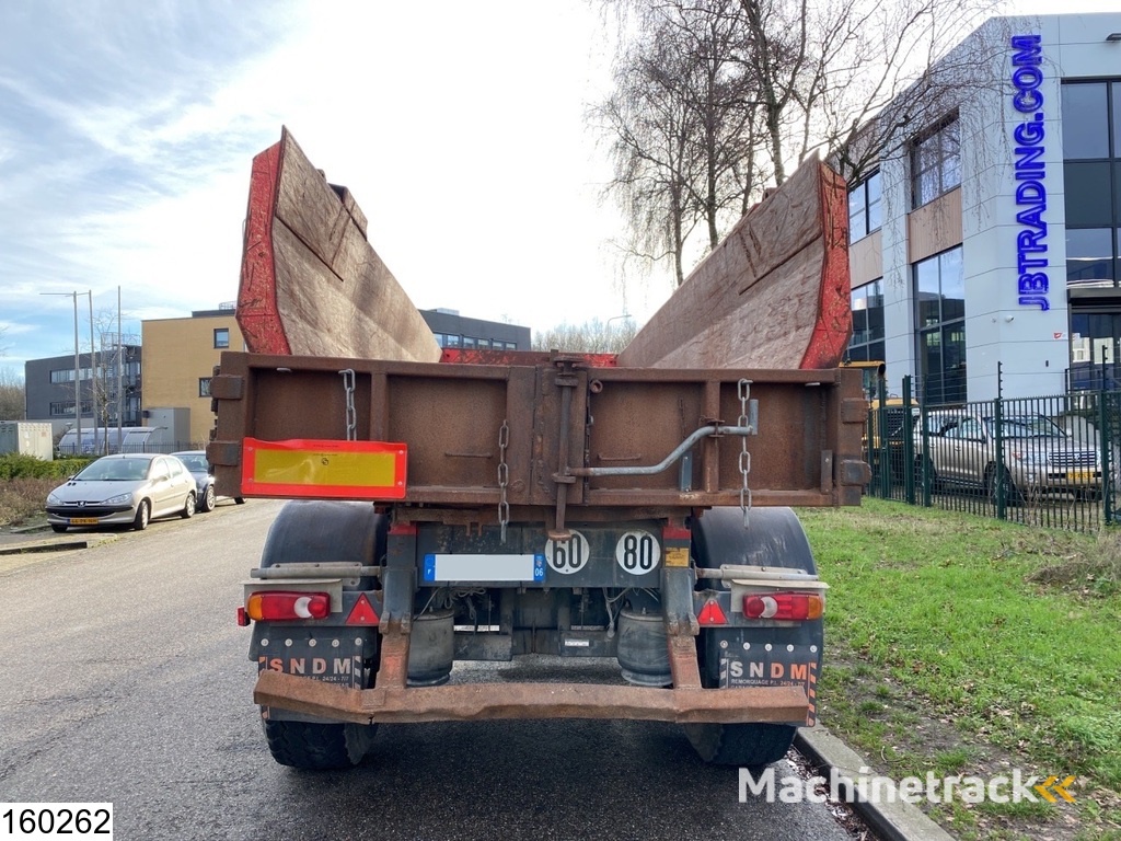 Louault kipper Steel chassis and steel loading platform