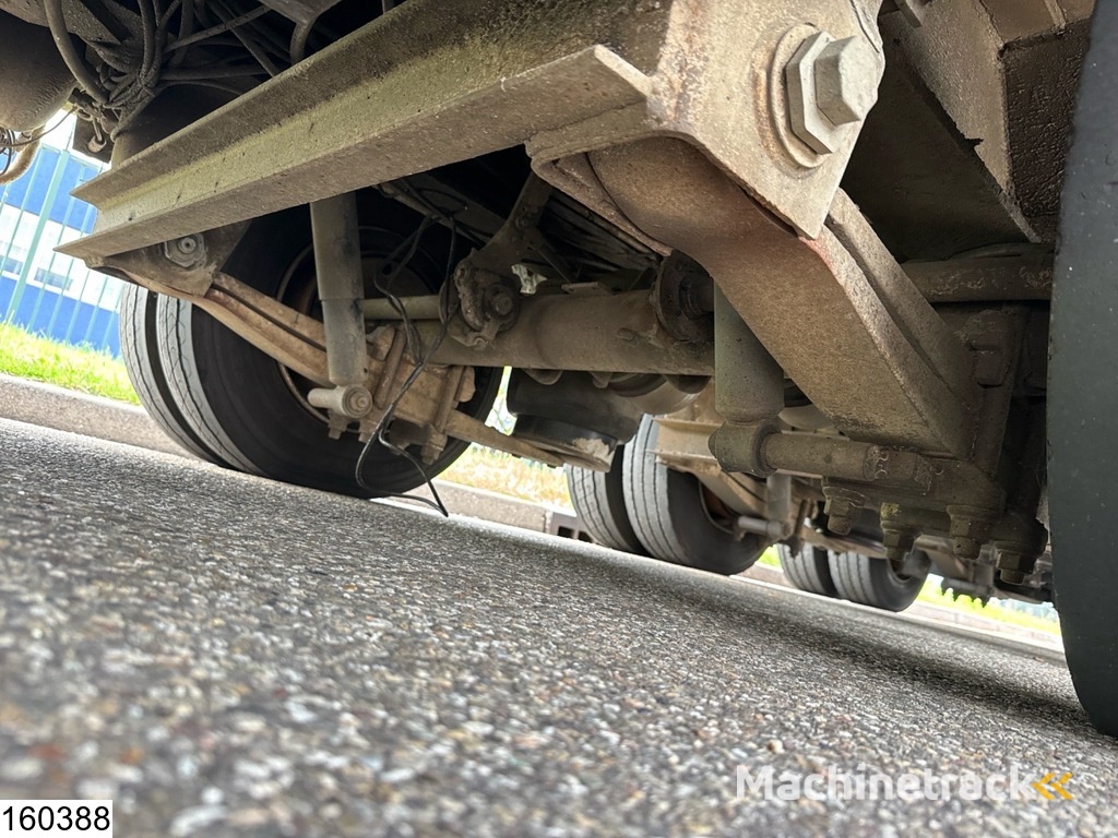 Louault Lowbed 34,000 kg, Steering axle, Hydraulic, Winch