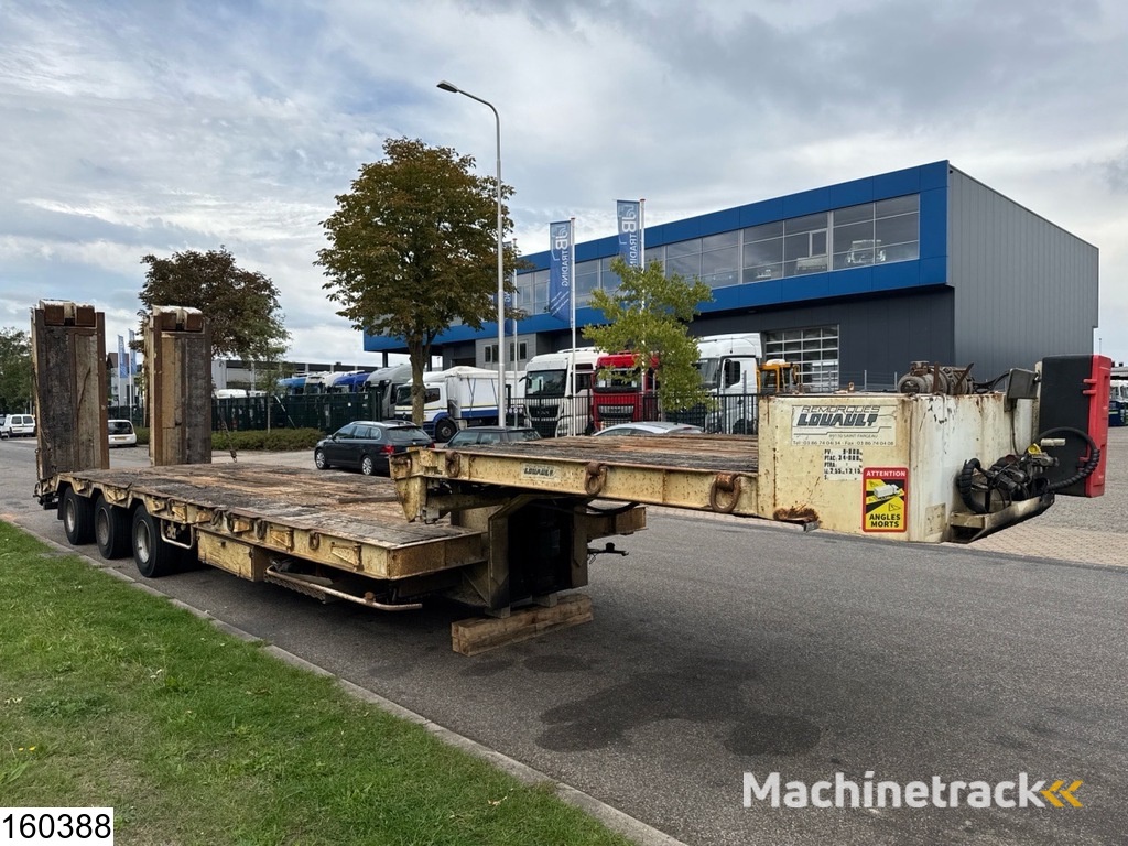 Louault Lowbed 34,000 kg, Steering axle, Hydraulic, Winch