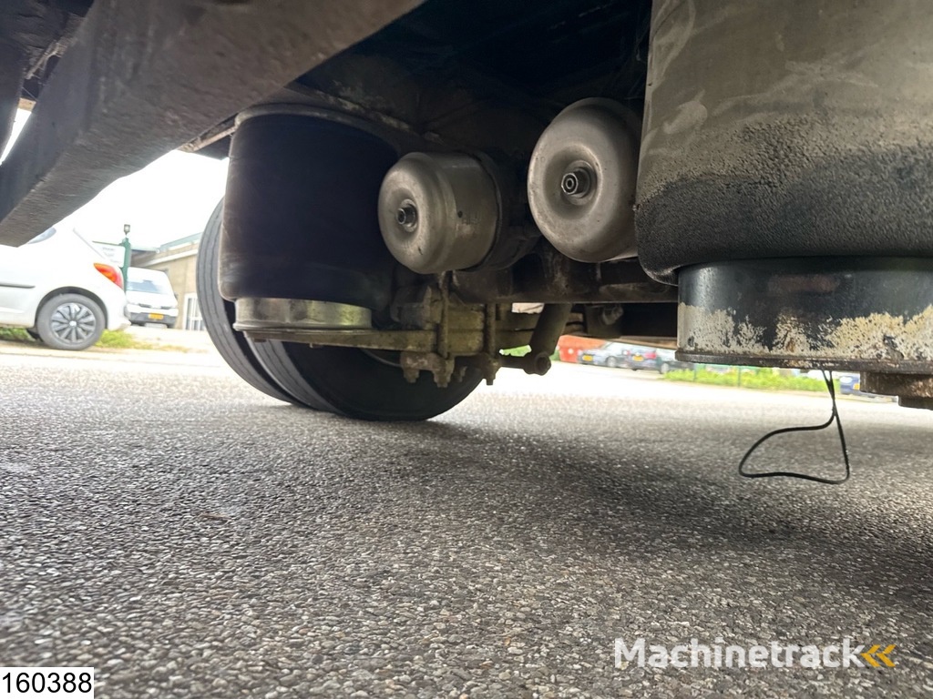 Louault Lowbed 34,000 kg, Steering axle, Hydraulic, Winch