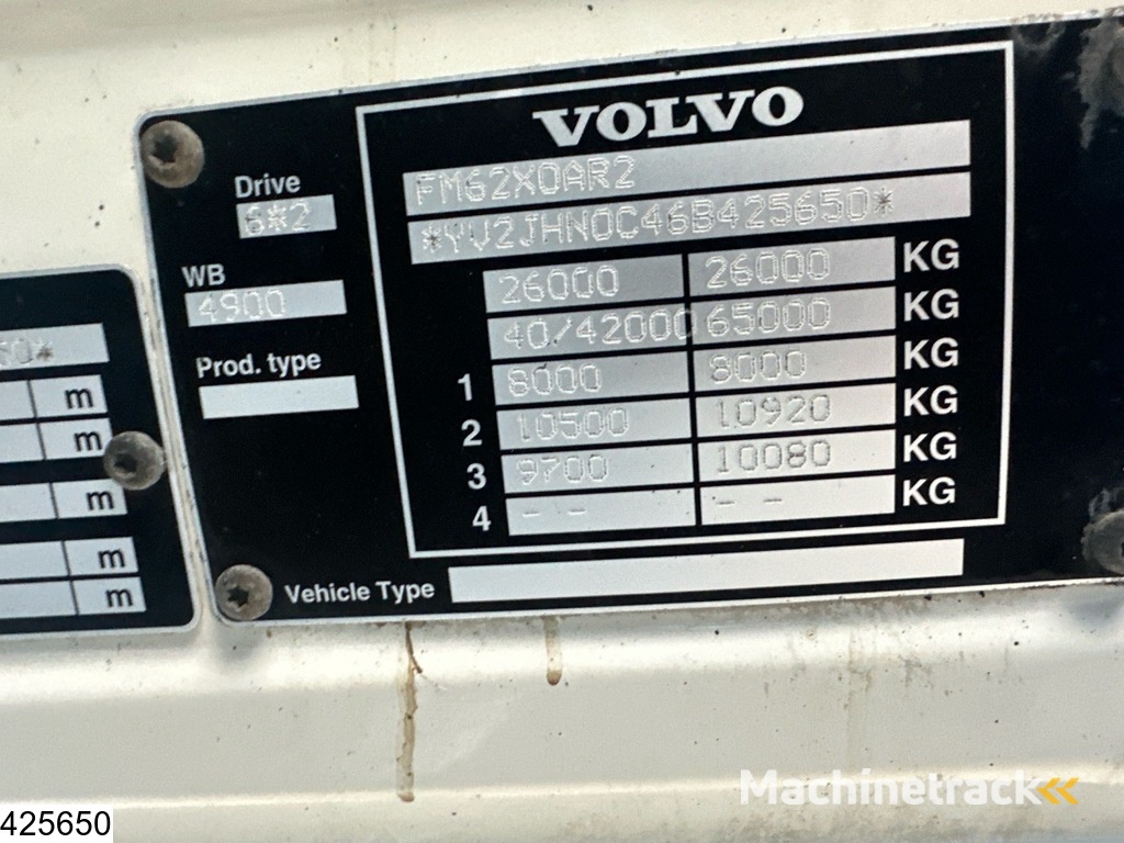 Volvo FM 300 6 X 2, Manual, Steel suspension, Palfinger