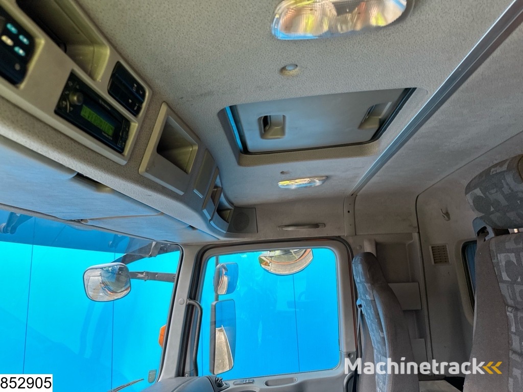 Mercedes Actros 1832 4X4, Grit spreader, Snow plough, Tipper