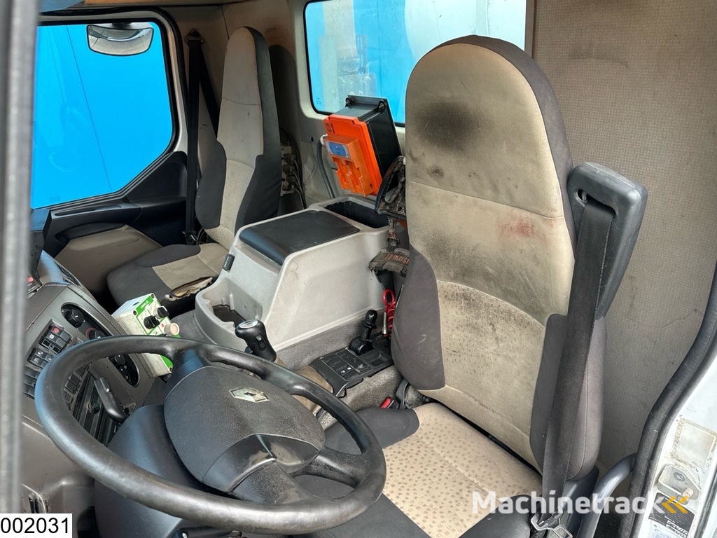 Renault Kerax 410 Dxi 8x4, EURO 4, 9m3, Steel suspension