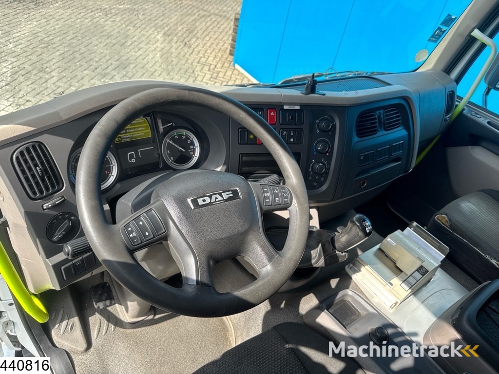 DAF LF 280 EURO 6, Manual, 13,390 litres, 5 Comp.