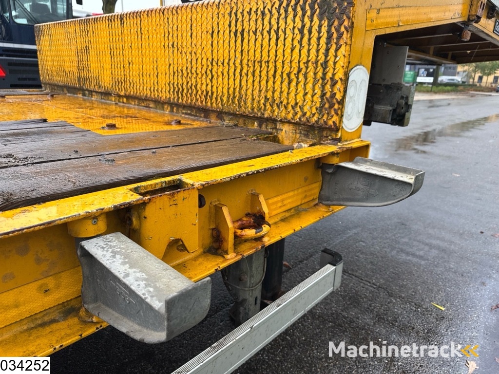 Goldhofer Lowbed 48,000 kg, Steering axle