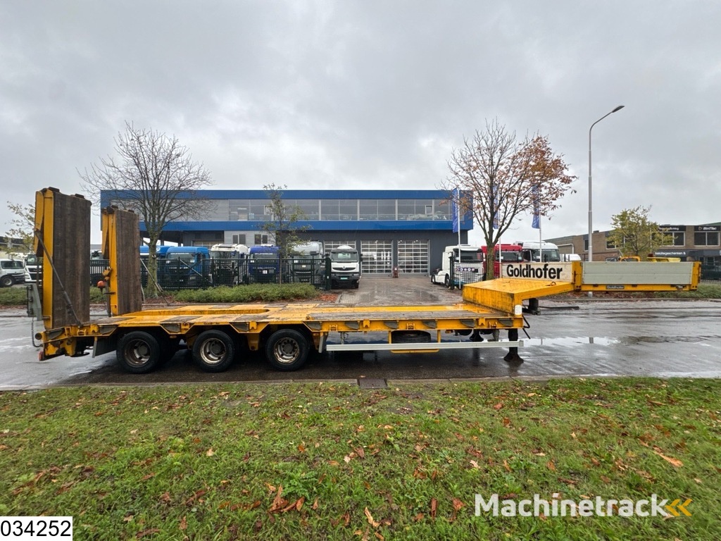 Goldhofer Lowbed 48,000 kg, Steering axle