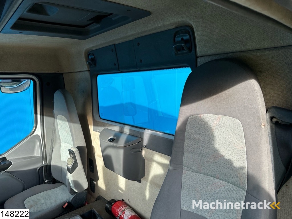 Renault Lander 370 Dxi EURO 3, Hydraulics, Hub reduction