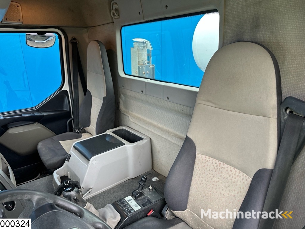 Renault Kerax 410 Dxi 8X4, EURO 4, IMER, 9m3, Manual