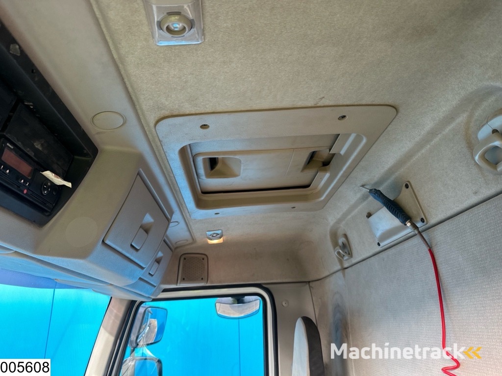 Renault Premium 440 Dxi EURO 3, Hydraulics