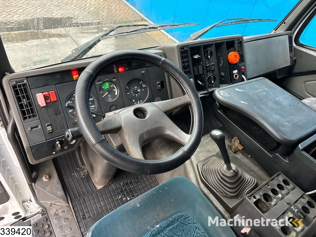 Mercedes 1824 13018 litres, LPG GPL, Gas tank, Leaf suspension