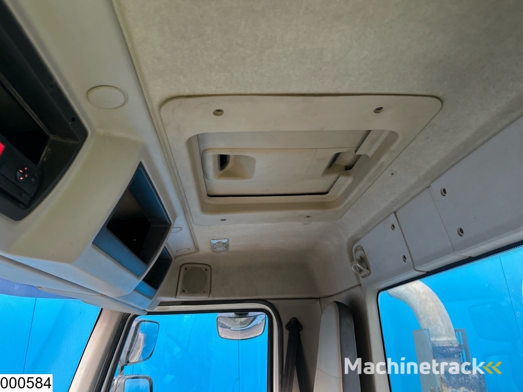 Renault Kerax 410 Dxi 8x4, EURO4, Cifa, 9m3, Remote