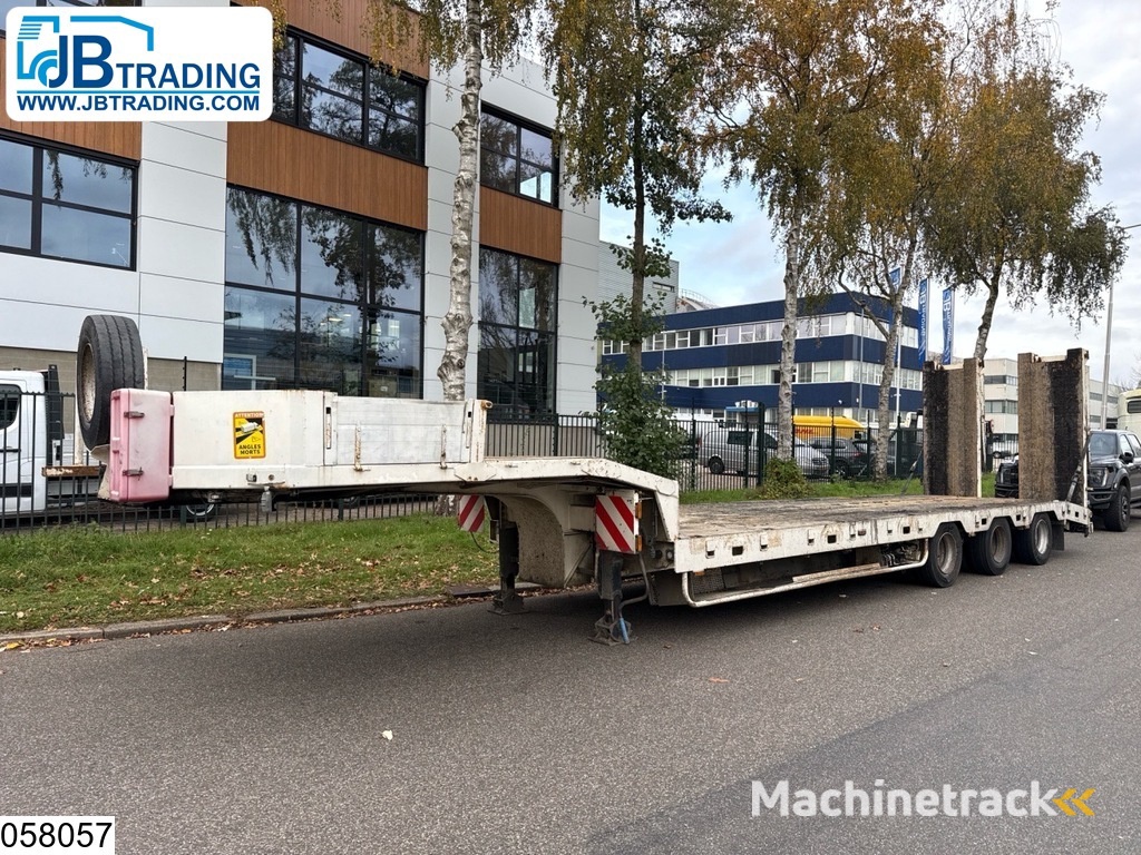 Nicolas Lowbed 48.000 KG, 2,5 mtr + 2x 0,25 mtr